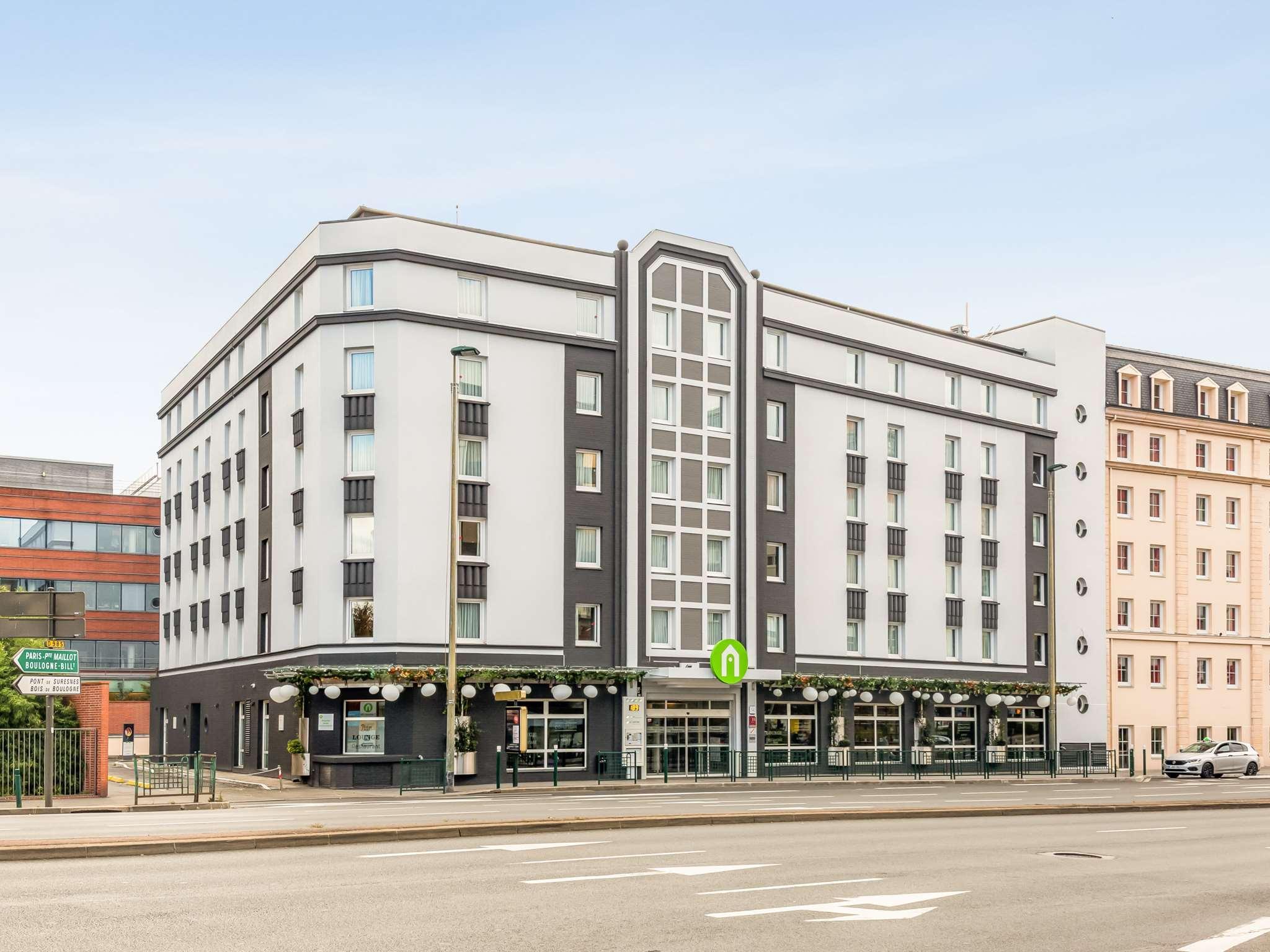 Campanile Paris Ouest - Pont De Suresnes Hotell Exteriör bild