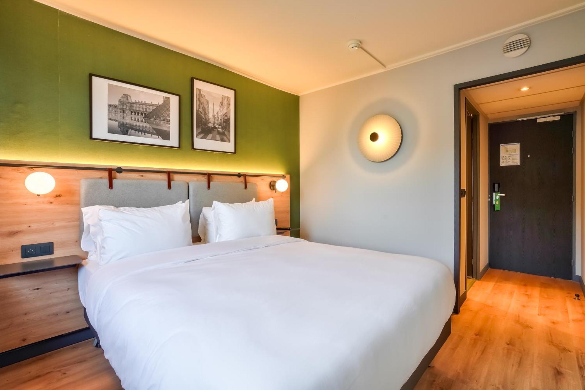 Campanile Paris Ouest - Pont De Suresnes Hotell Exteriör bild